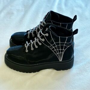 Disturbia Shelob Spiderweb Chunky Platform Boots Black Goth Witchy Size 10
